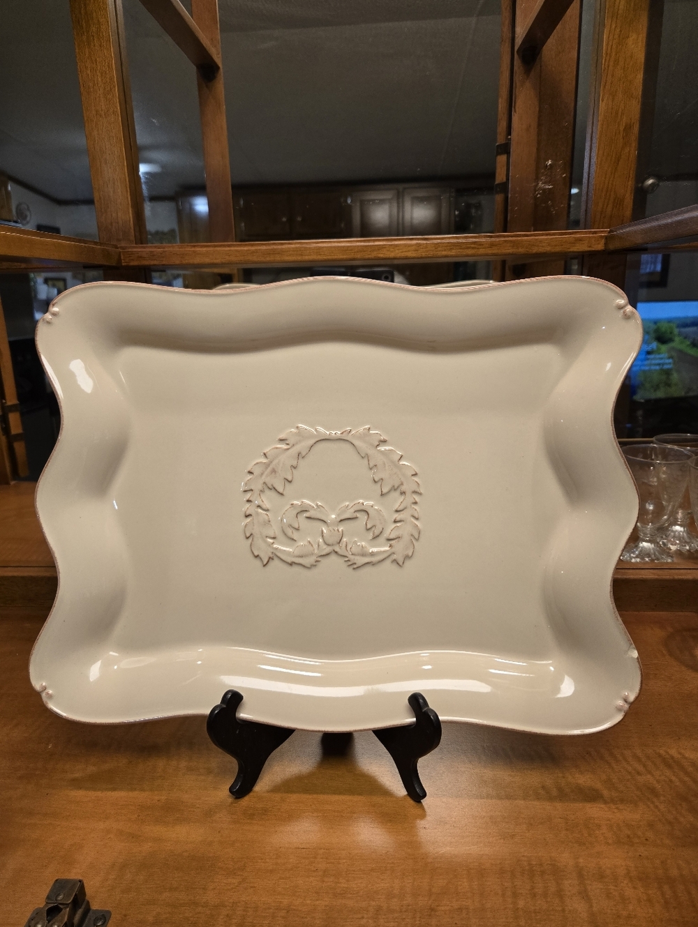 Cream Ceramic Serving Platter with Wreath Relief
